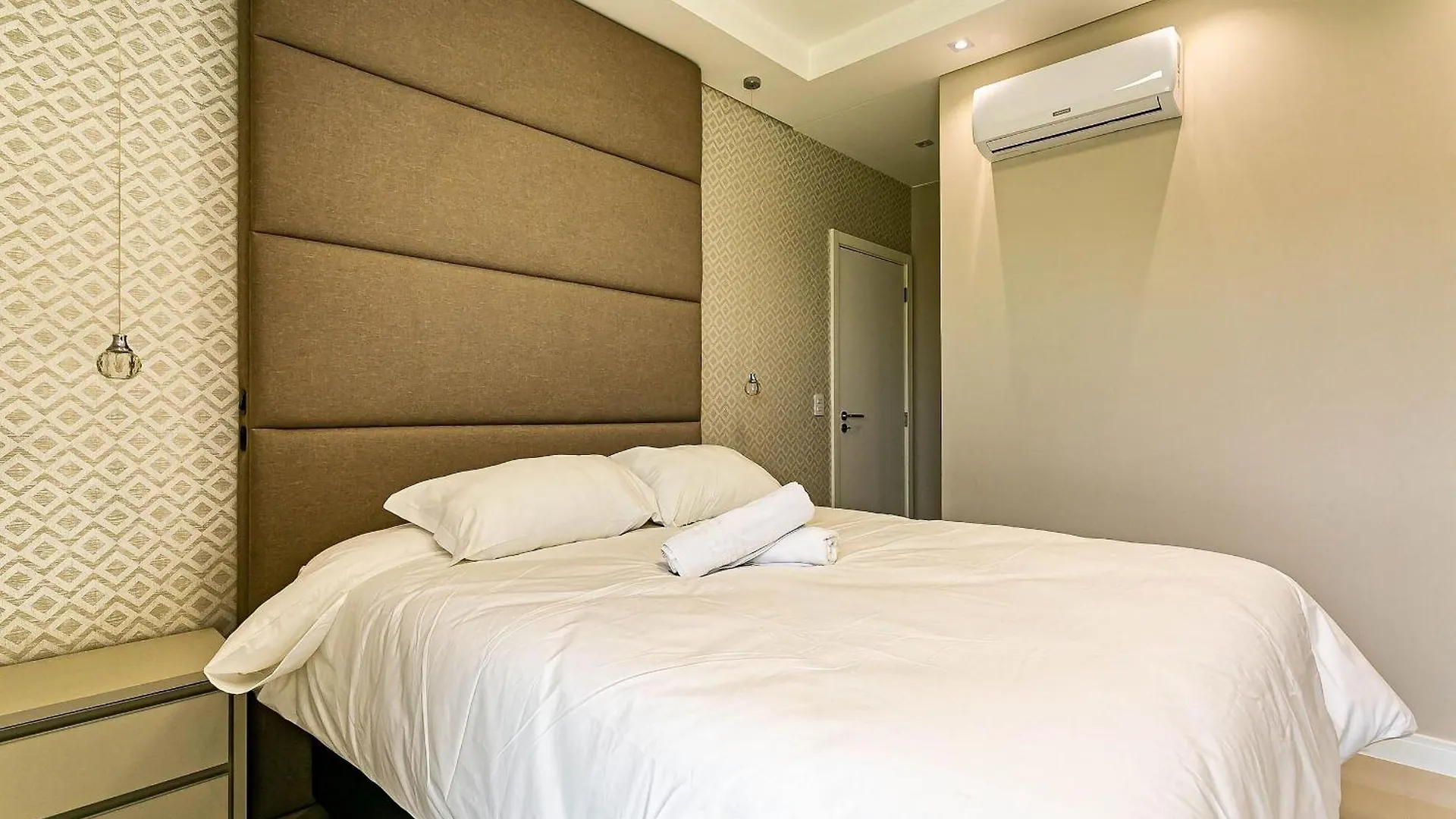 Apartment Apto Sofisticado Com 3 Suites Jurere Les403 Florianopolis